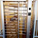 torniquete-cuerpo-alto-control-de-acceso